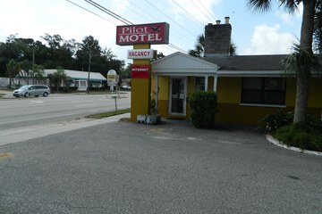 Terrace/Patio 6 of 7