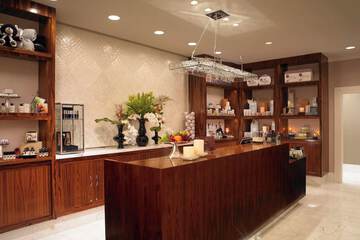 Spa reception