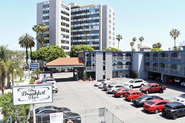 Hotel 8 of 33