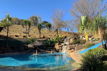 Pool waterfall