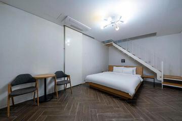 Photo 42