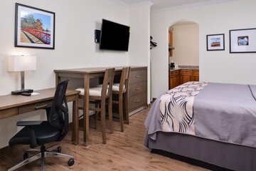 Room 26 of 27