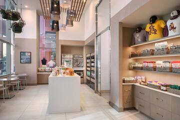 Breakfast/Coffee Service 74 of 114