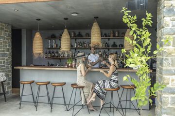 Poolside bar