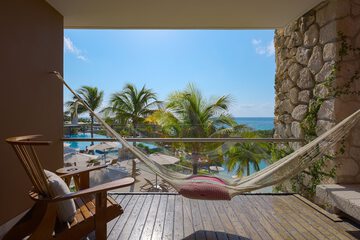 Beach/ocean view