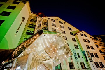 Front of property - evening/night