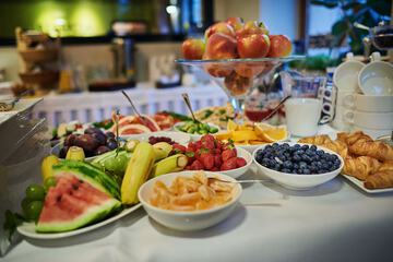 Breakfast buffet