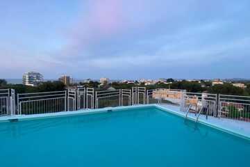 Rooftop pool