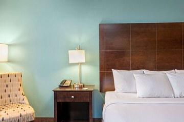 Room 26 of 42