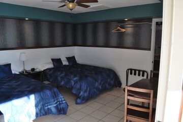 Room 65 of 124