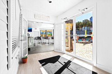 Poolside bar
