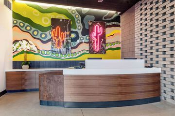 Hotel Interior 7 of 59