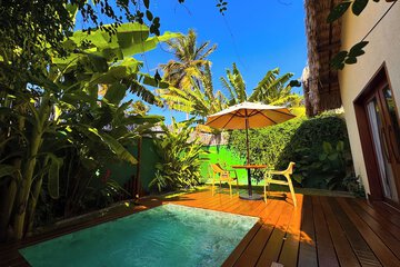Private pool