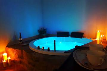 Jetted tub