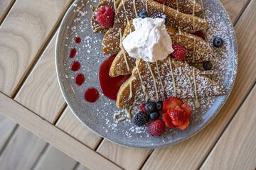 Breakfast meal