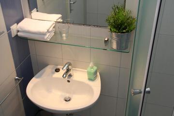 Photo 49