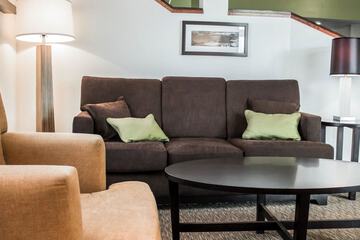 Hotel Interior 11 of 38