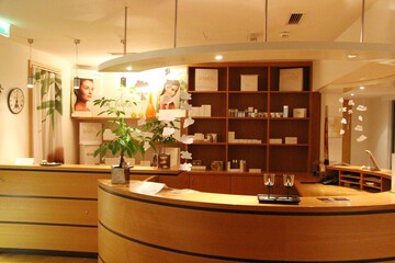 Spa reception
