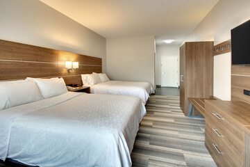 Room 12 of 46
