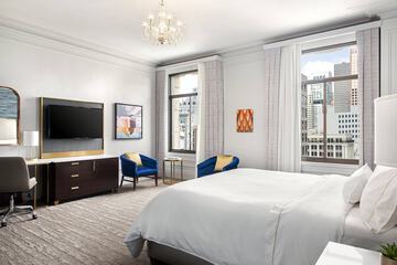 Room 90 of 135