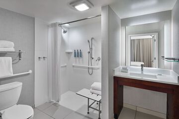 Room 14 of 35