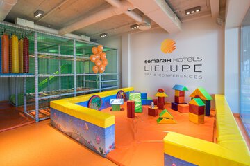 Children's play area - indoor