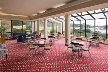 Hotel Interior 4 of 15