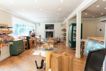 Coffee shop