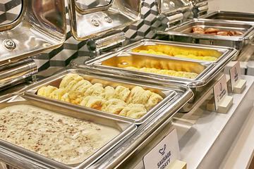 Breakfast/Coffee Service 23 of 25