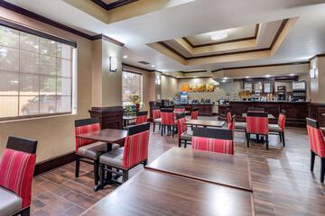 Breakfast/Coffee Service 40 of 44