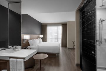 Room 18 of 26