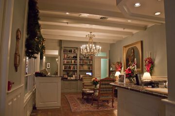 Business Center 31 of 35