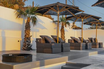 Sundeck