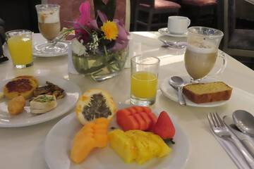 Breakfast meal