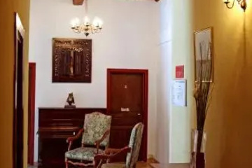 hotel_rooms