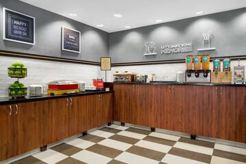 Breakfast/Coffee Service 46 of 50