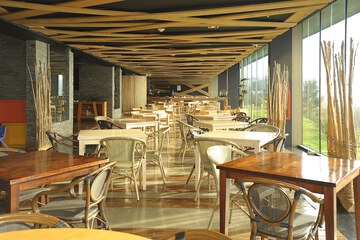 Food court