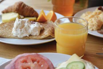 Breakfast buffet