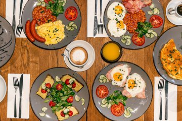 Breakfast meal