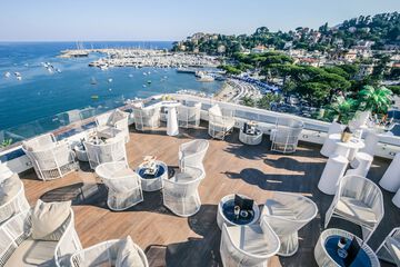 Rooftop terrace