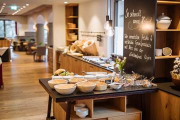 Breakfast buffet
