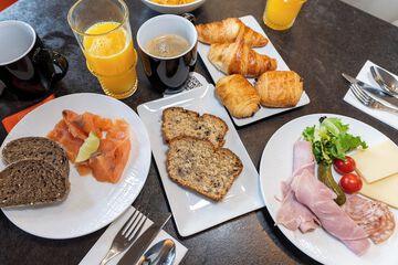 Breakfast meal