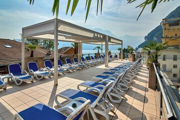 Sundeck
