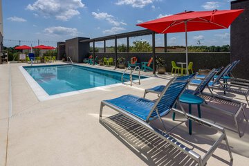 Pool 4 of 43