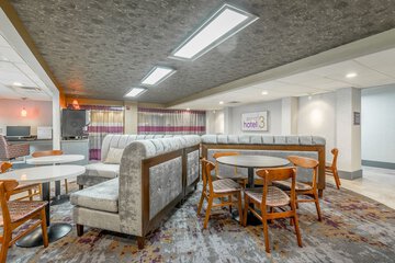 Hotel Interior 30 of 62