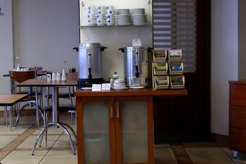 Coffee shop