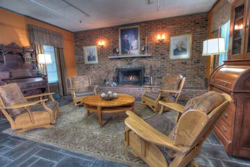 Hotel Interior 7 of 59