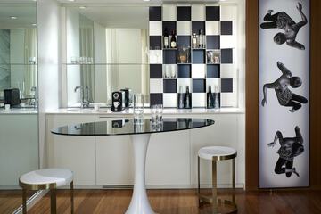 Minibar