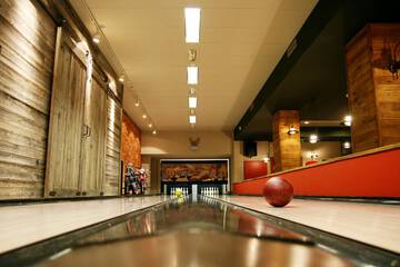 Sports bar