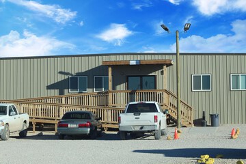 Check-in/check-out kiosk